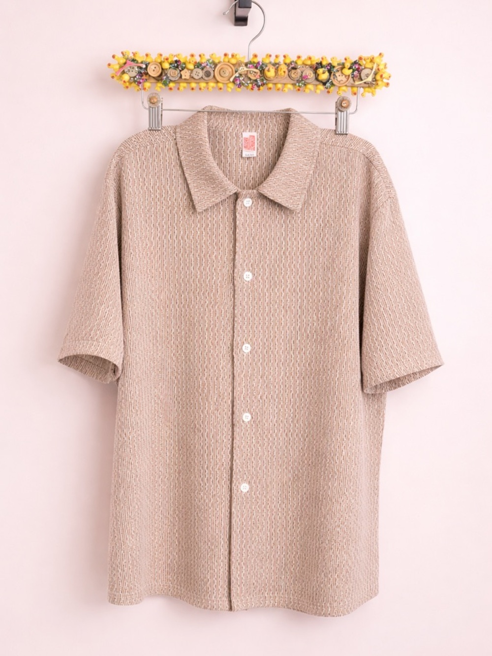 Casual Beige Short-Sleeve Button-Down Shirt - Relaxed Knit